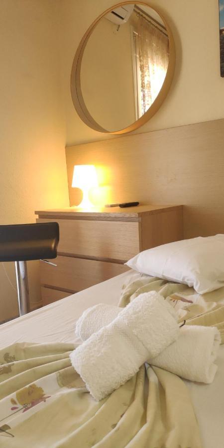 Jimmy'S Rooms Nea Potidea Exterior foto